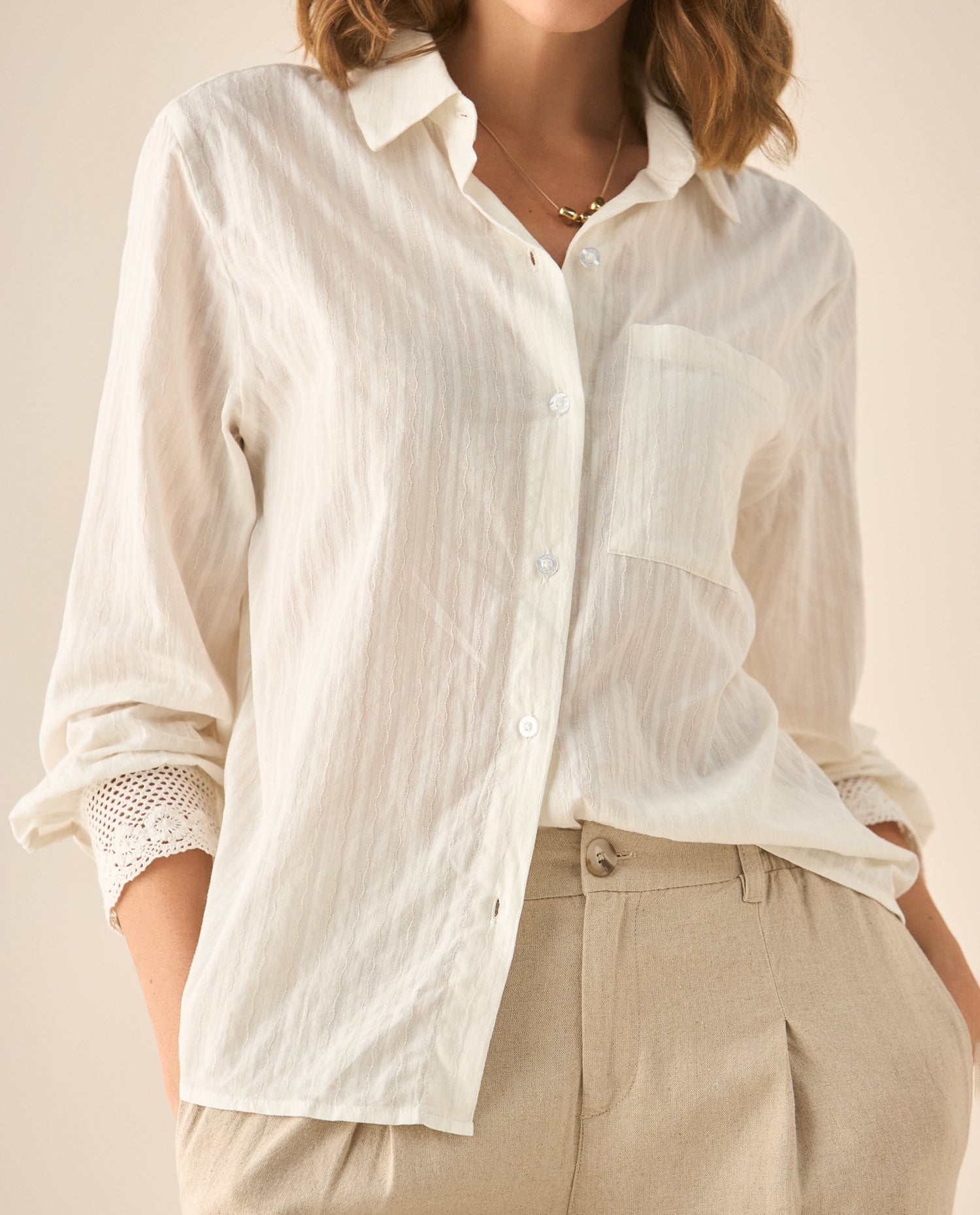 Camisa manga larga de tela con textura para mujer  - Blanco