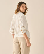 Camisa manga larga de tela con textura para mujer  - Blanco