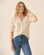 Camisa cuello nerú con bordados para mujer - Amarillo