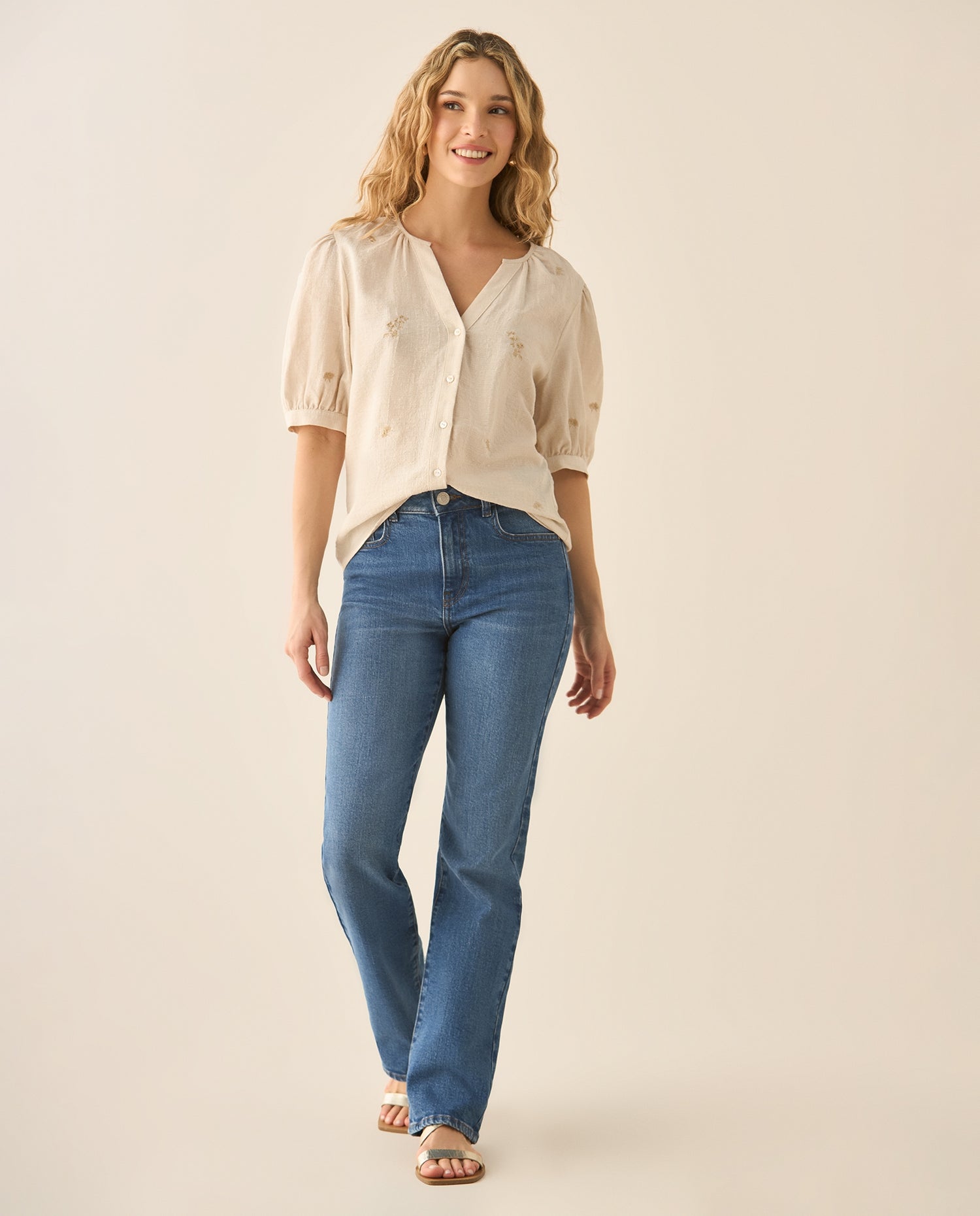 Camisa cuello nerú con bordados para mujer - Amarillo