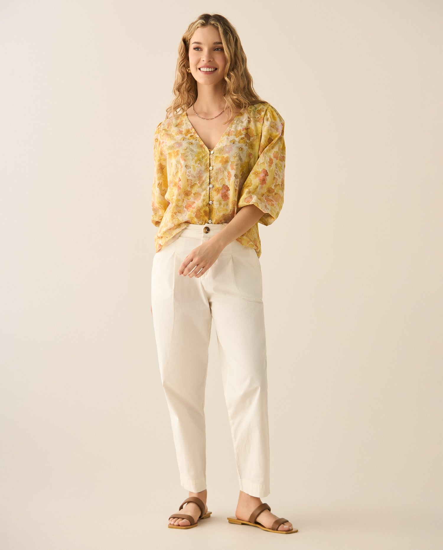 Camisa de diseño abierto con estampado de flores para mujer - Amarillo