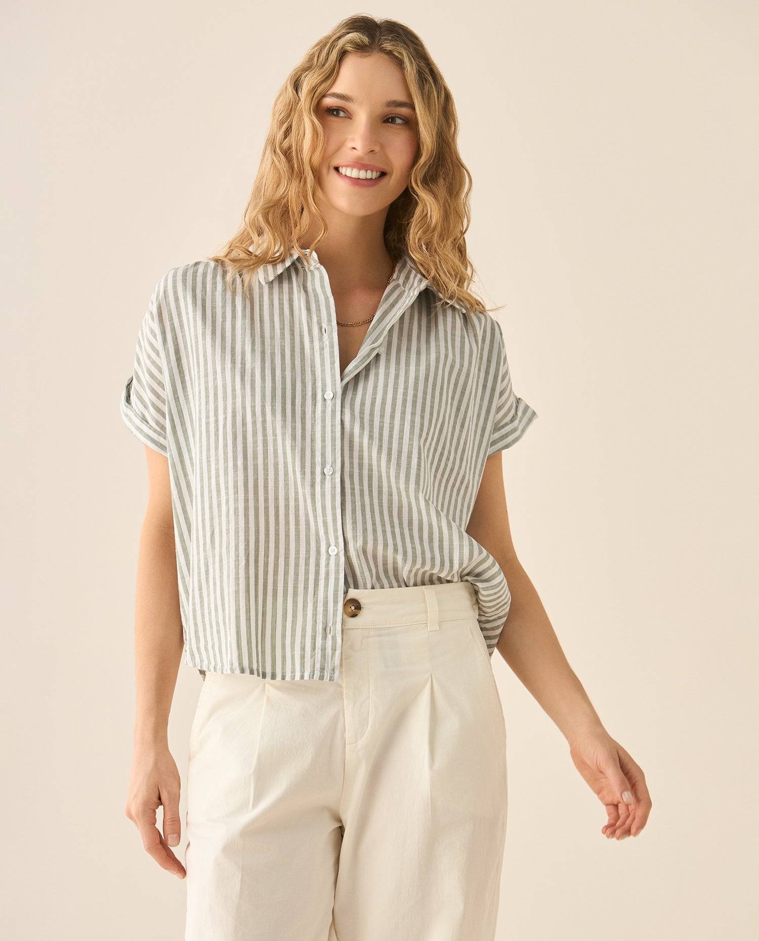 Camisa a rayas con recogido en hombros y posterior para mujer - Verde