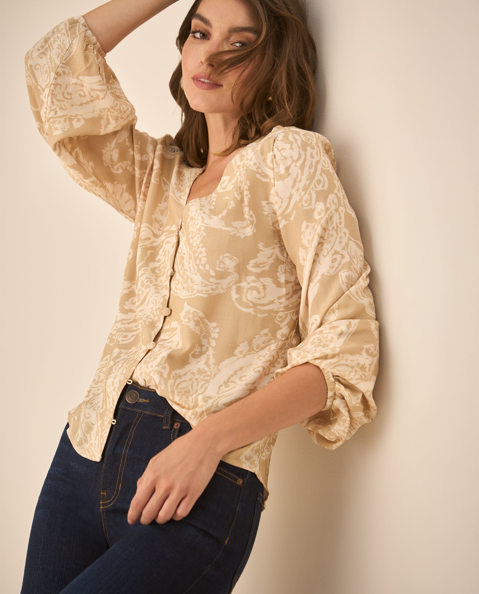 Camisa escote en V estampada para - Crudo 34_613G048_CRU125202_0