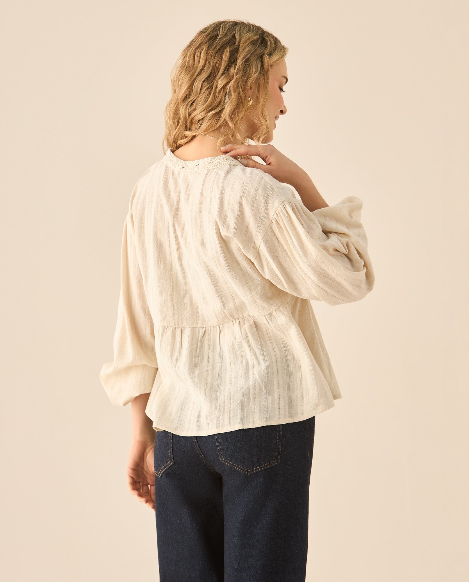 Camisa manga larga con volumen y detalles en crochet para mujer  - Blanco 34_613G091_BLA120601_4