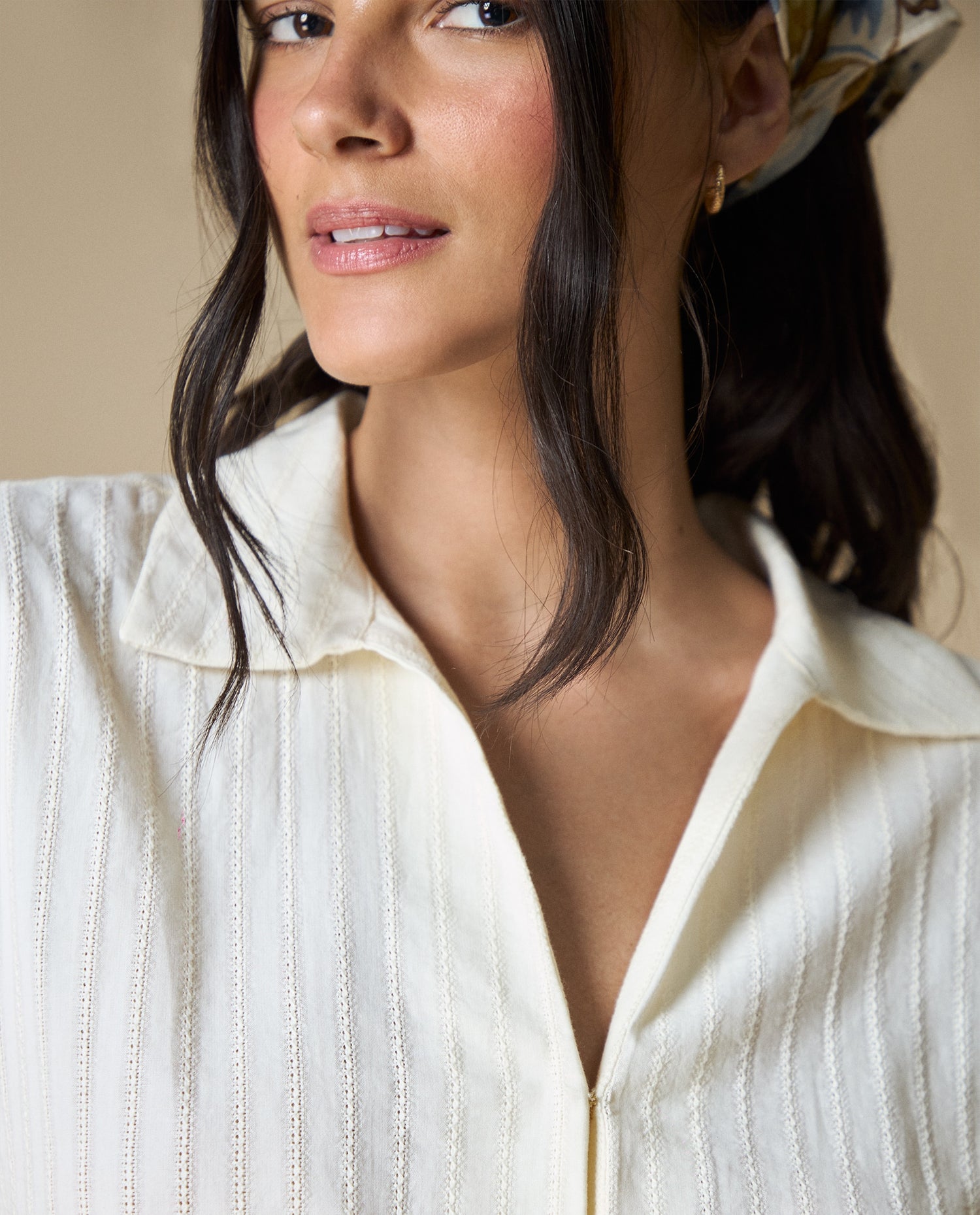 Camisa M/L Cuello Camisero - Crudo