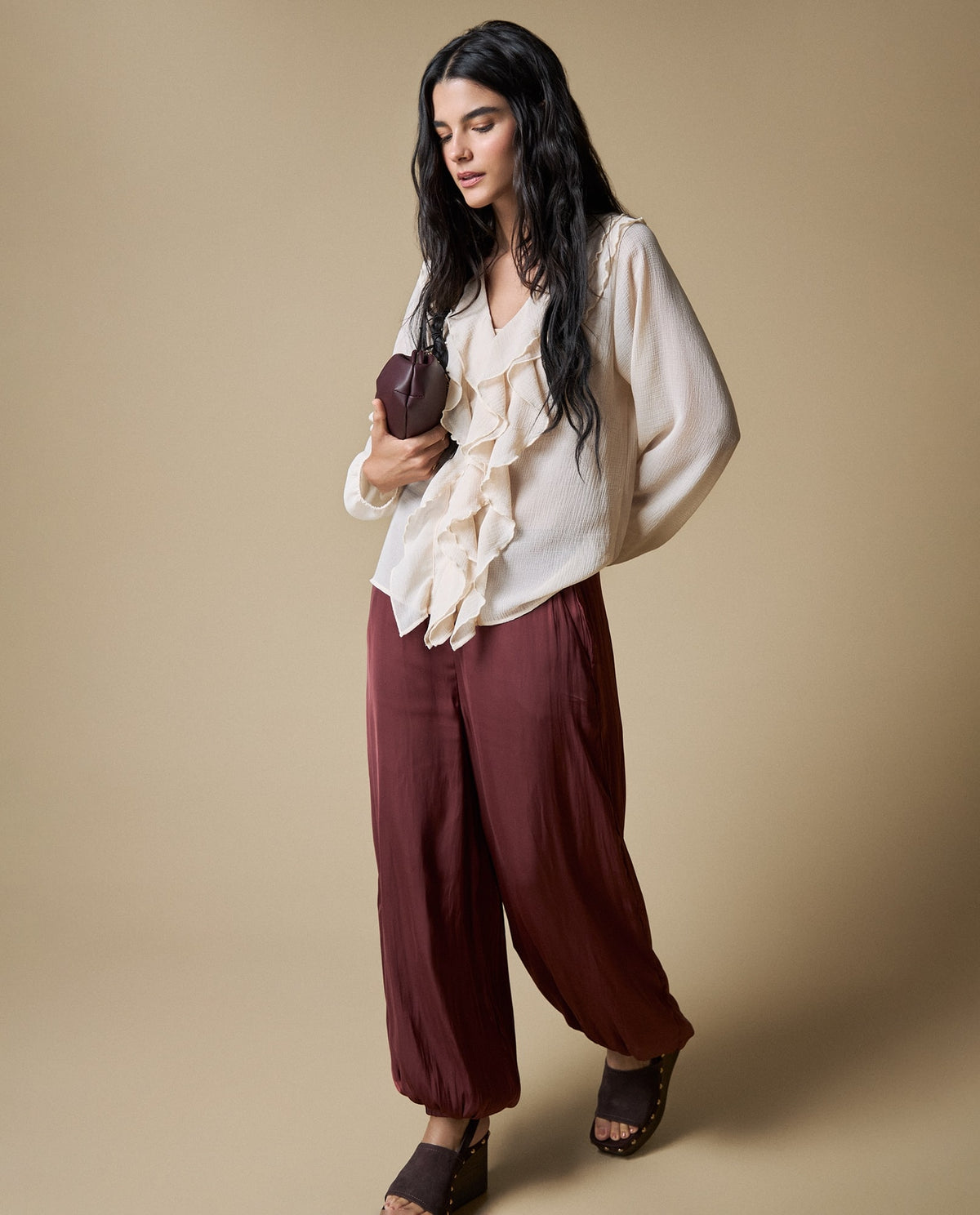 Camisa M/L Cuello V Volantes - Crudo 34_613H027_CRU130907_4