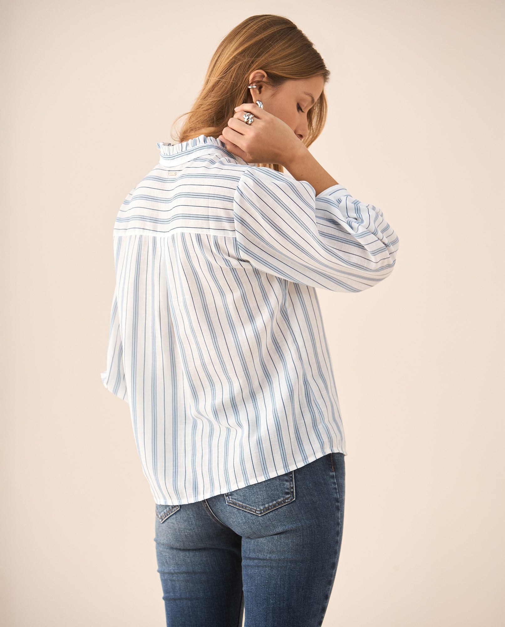 Camisa de diseño a rayas para mujer - Azul 34_615F334_AZU144123_4