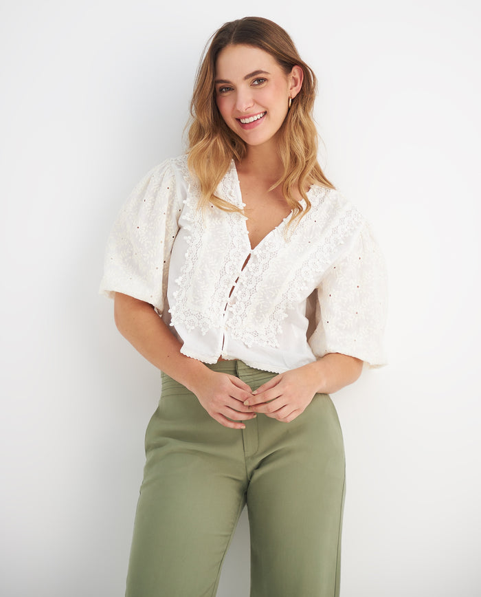 Camisa con detalles desagujados para mujer - Crudo 34_619F000_CRU110602_0
