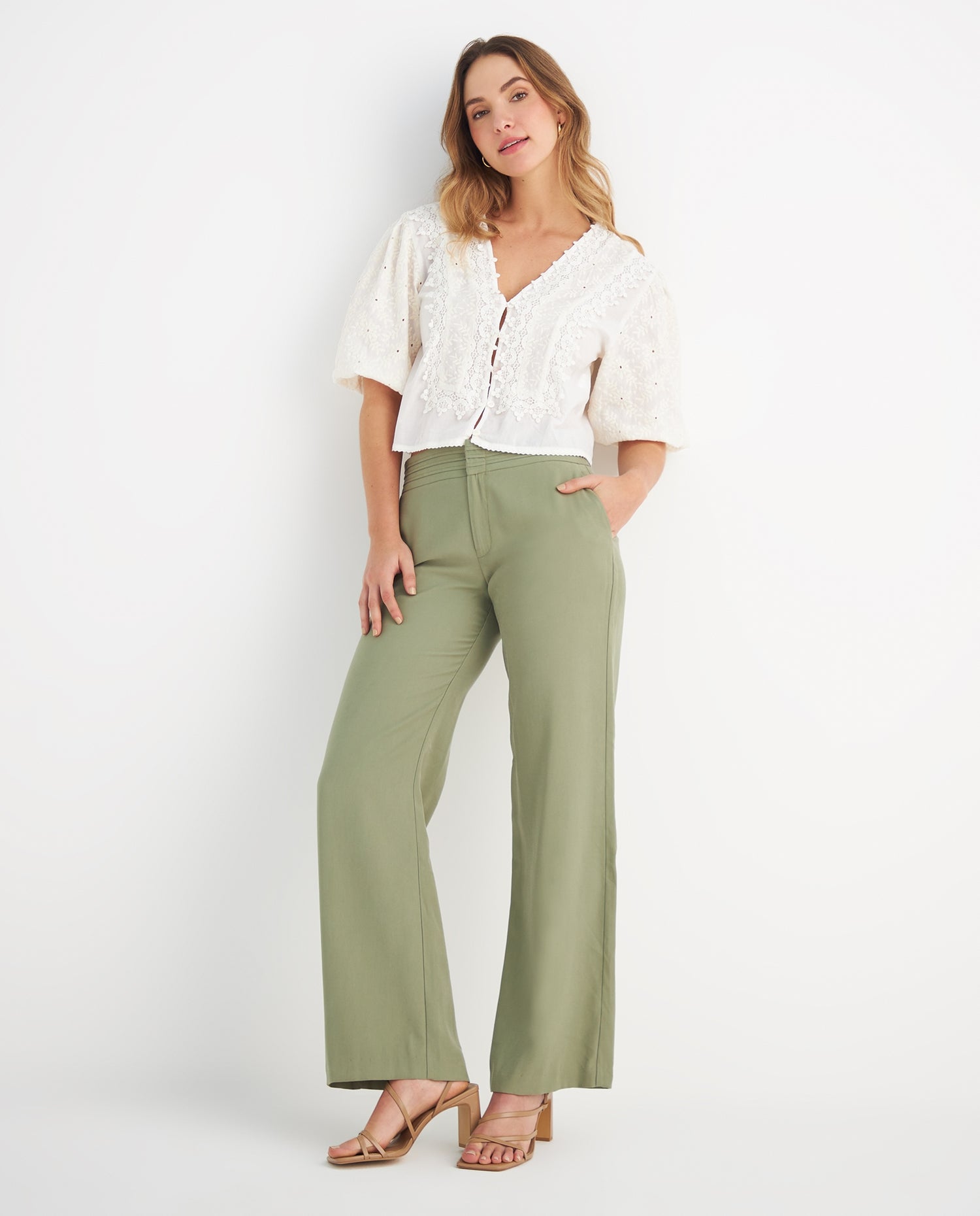 Camisa con detalles desagujados para mujer - Crudo
