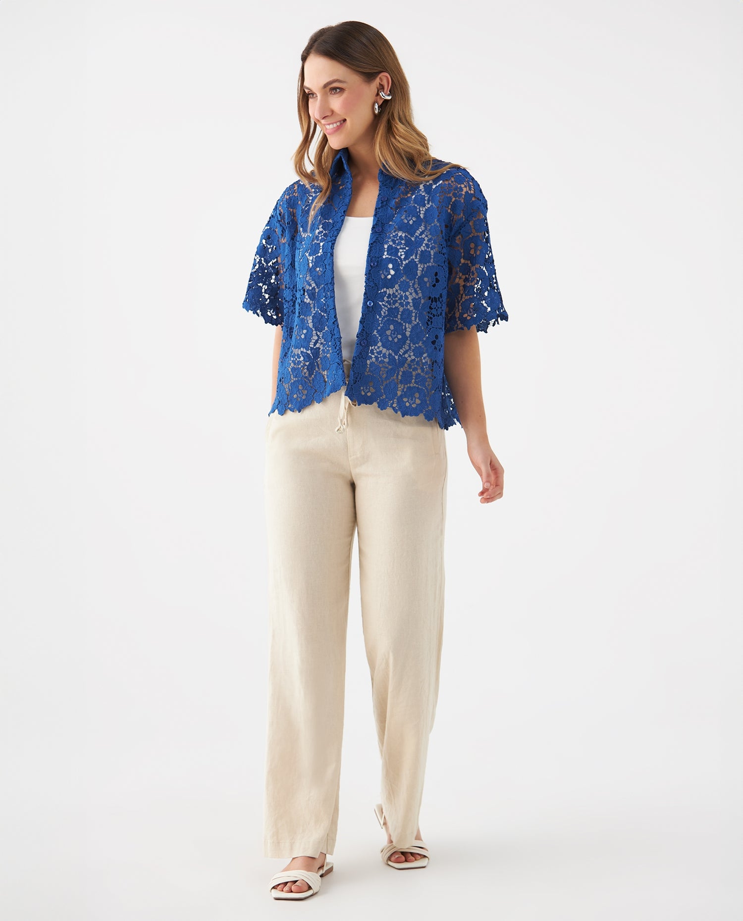 Camisa con detalles desagujados para mujer - Azul