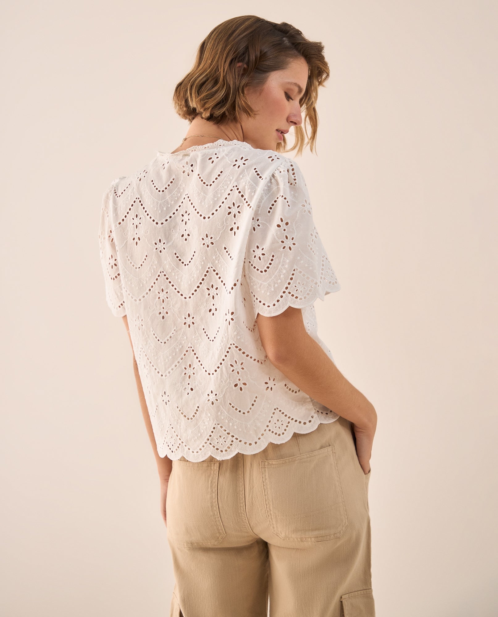 Camisa Bordada con Calados Geométricos - Blanco 34_619G011_BLA110601_4