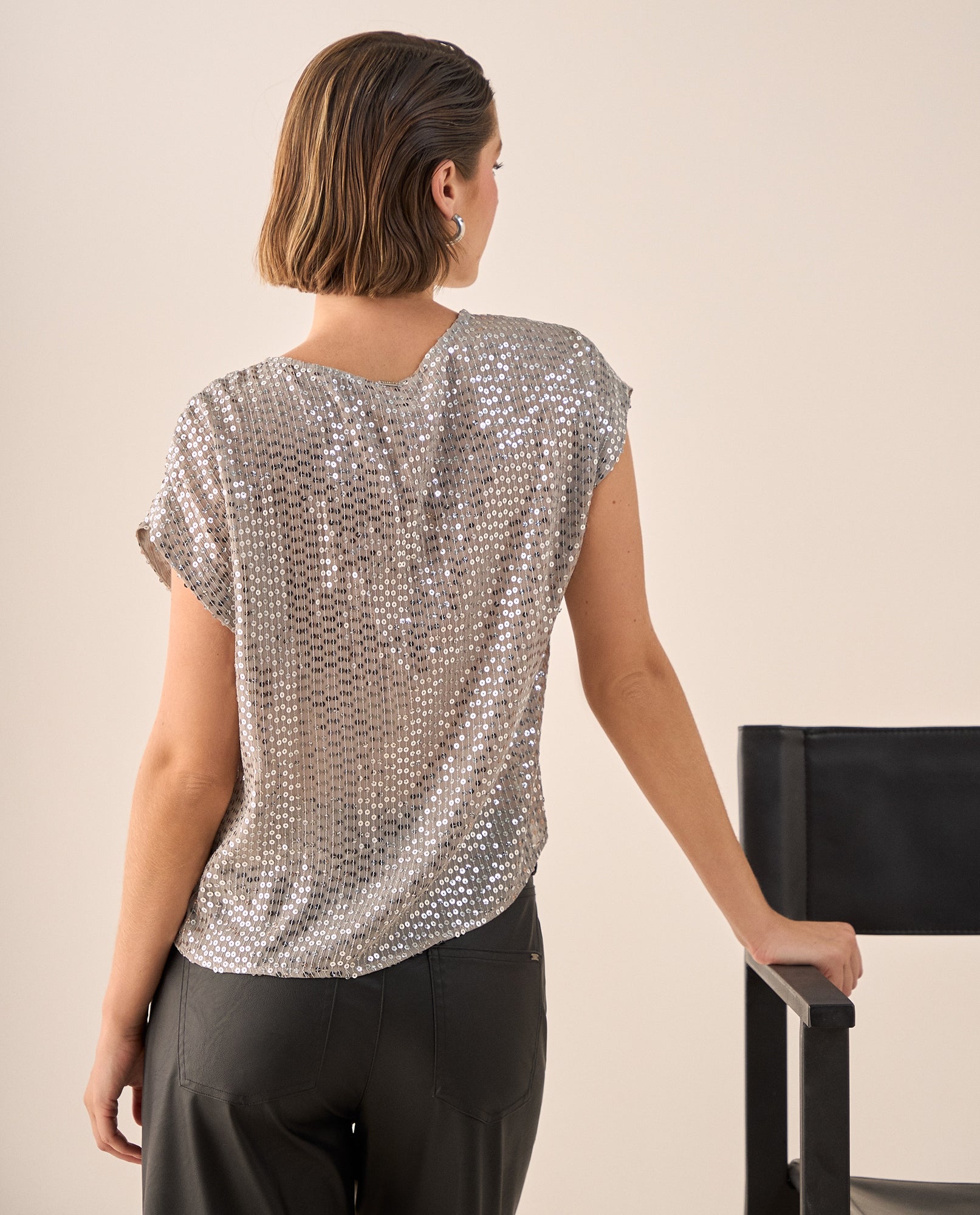 Camisa Gris con Lentejuelas Plateadas - Gris 34_619G032_GRI163802_6