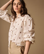 Camisa Estampada Flores Pequeñas Manga 3/4 - Crudo