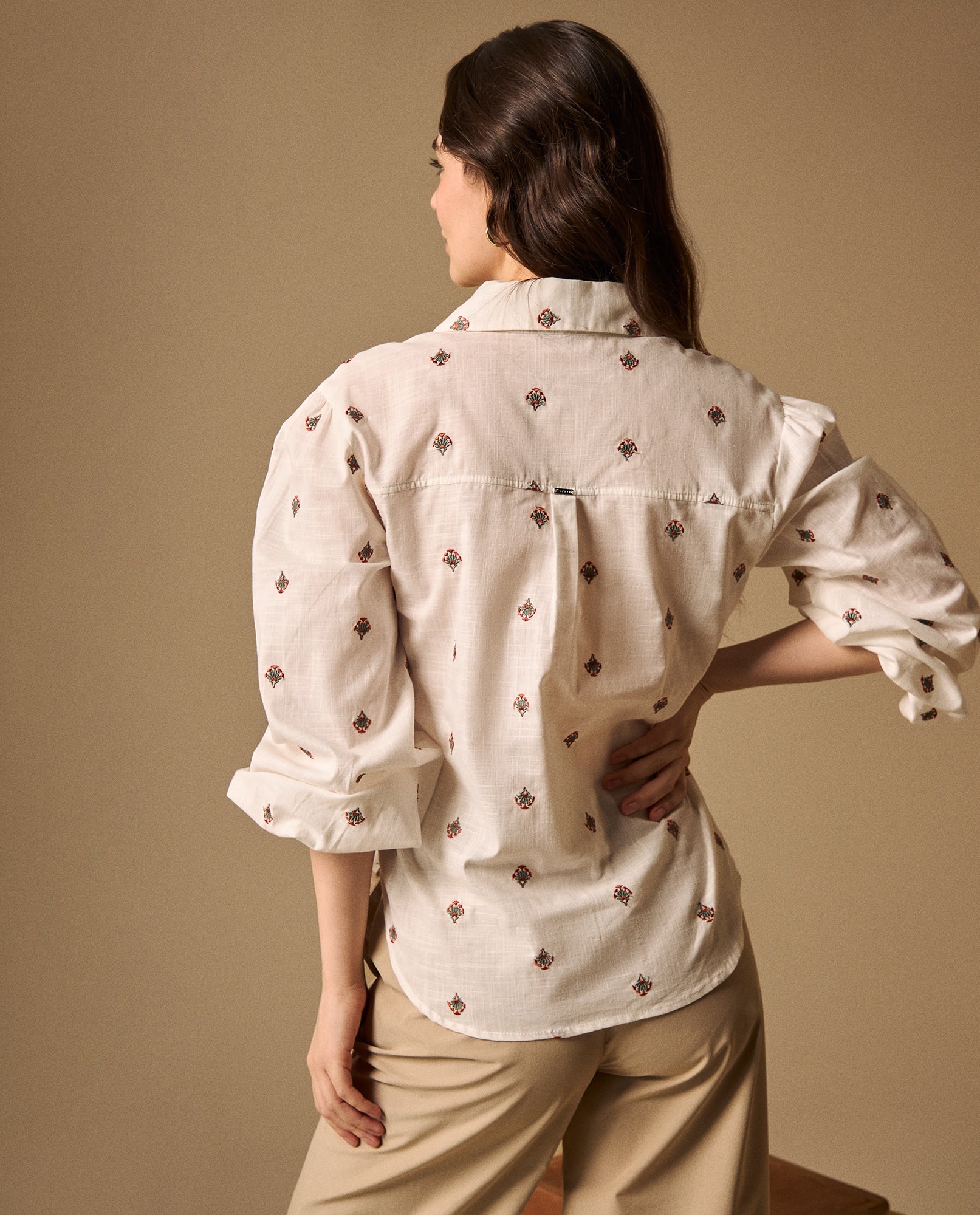 Camisa Estampada Flores Pequeñas Manga 3/4 - Crudo 34_619G039_CRU114201_5