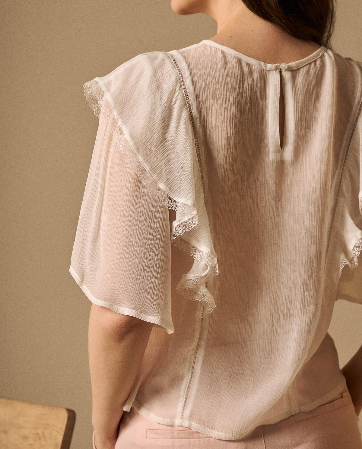 Camisa Crudo con Bordados Florales y Volantes - Crudo 34_619G205_CRU110105_6