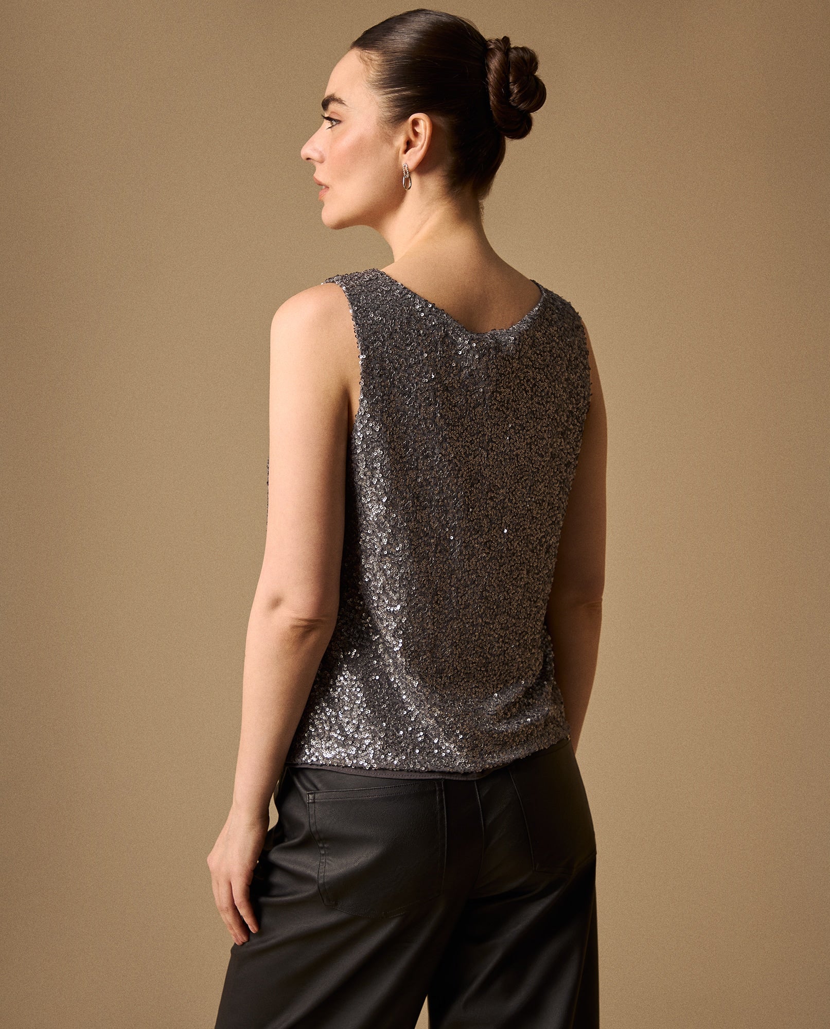 Blusa Lentejuelas Gris Plateado Sin Mangas - Gris 34_619G221_GRI134303_4
