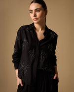 Camisa Negra con Bordados de Lentejuelas - Negro