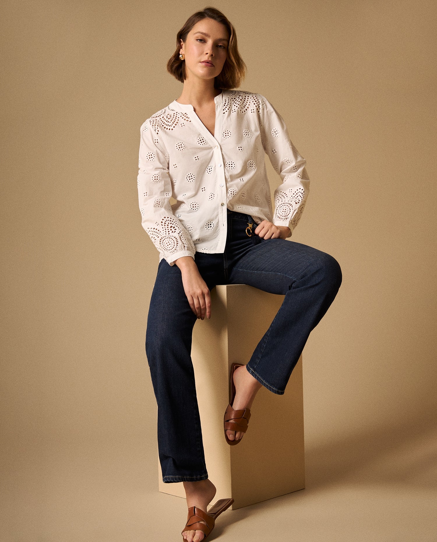 Camisa Blanca con Bordados Ingleses - Crudo