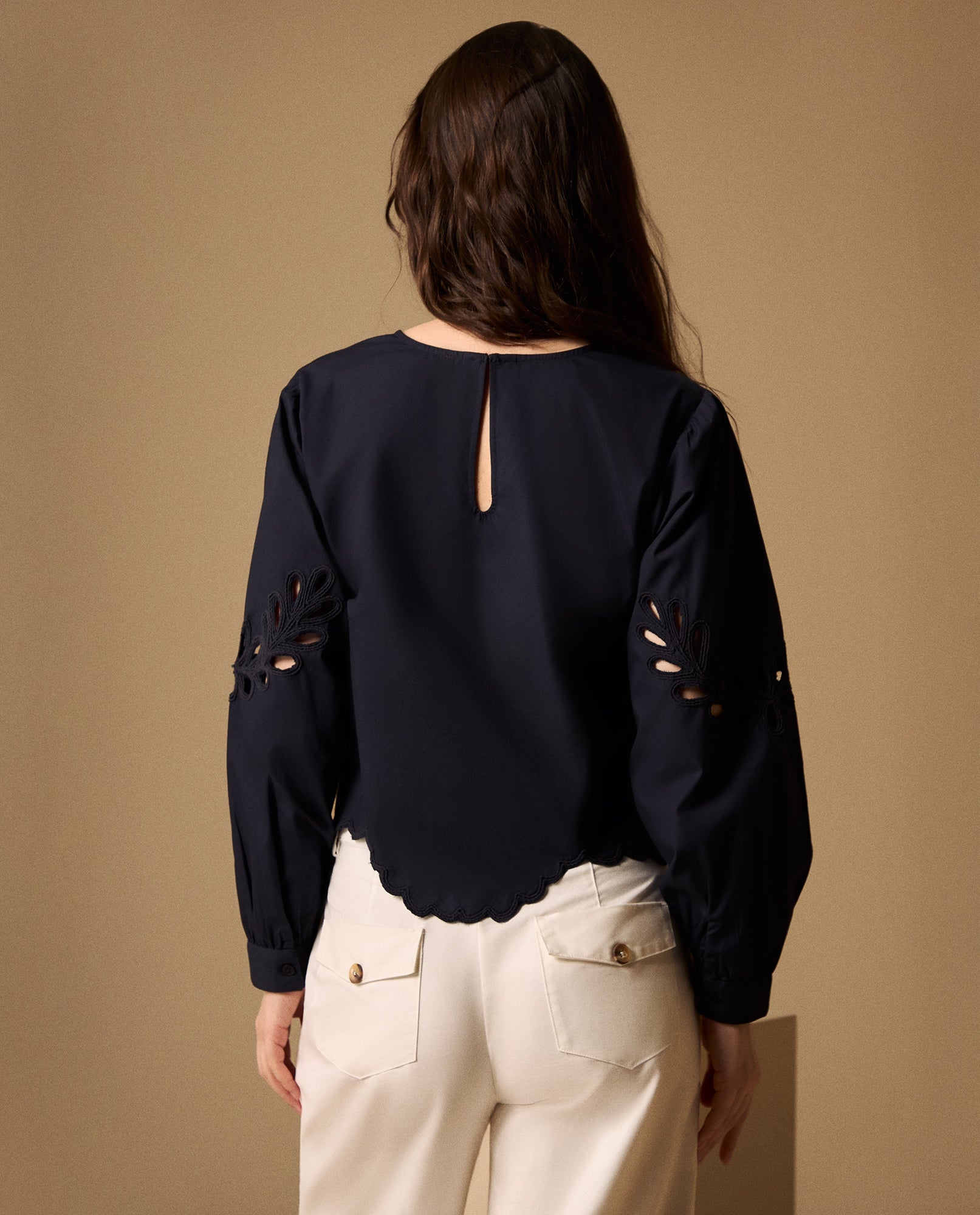 Camisa Azul con Bordados y Calados Artesanales - Azul 34_619G267_AZU184028_5