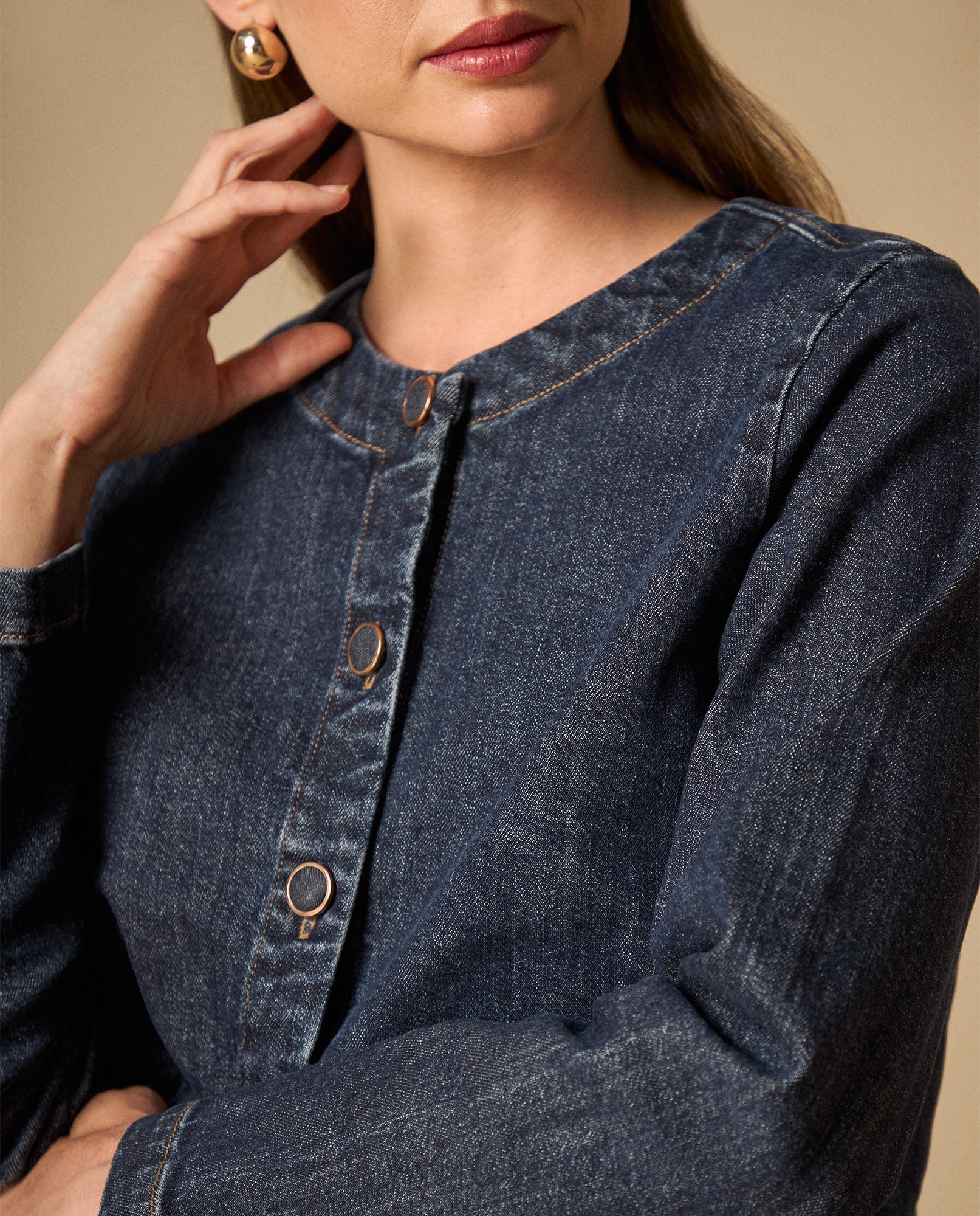 Chaqueta de denim sin cuello con botones frontales - Azul 34_621H000_AZU193924_5