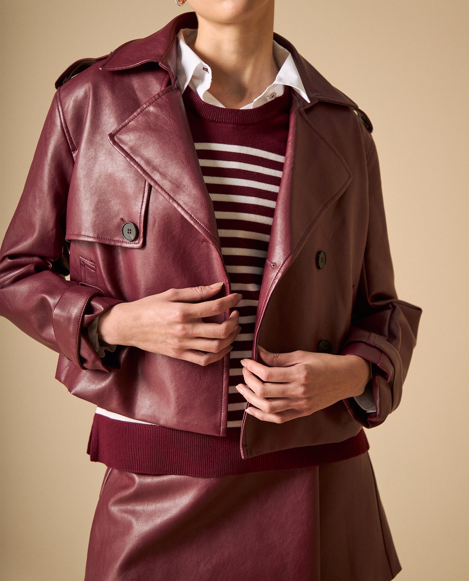 Trench corto con solapa cruzada - Rojo 34_621H213_ROJ191617_3