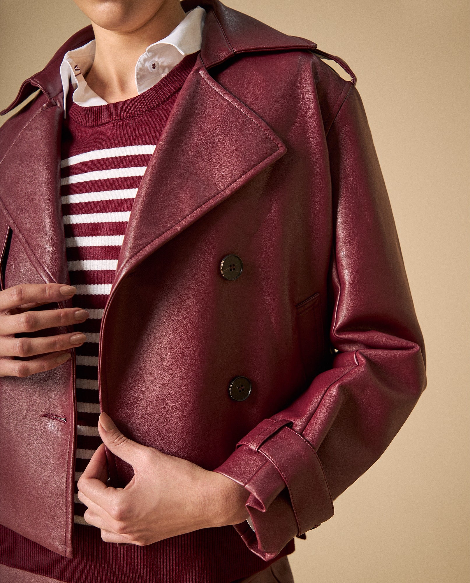 Trench corto con solapa cruzada - Rojo 34_621H213_ROJ191617_4