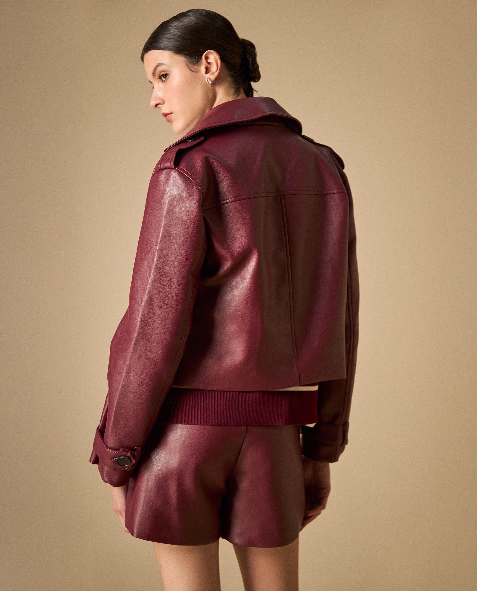 Trench corto con solapa cruzada - Rojo 34_621H213_ROJ191617_5