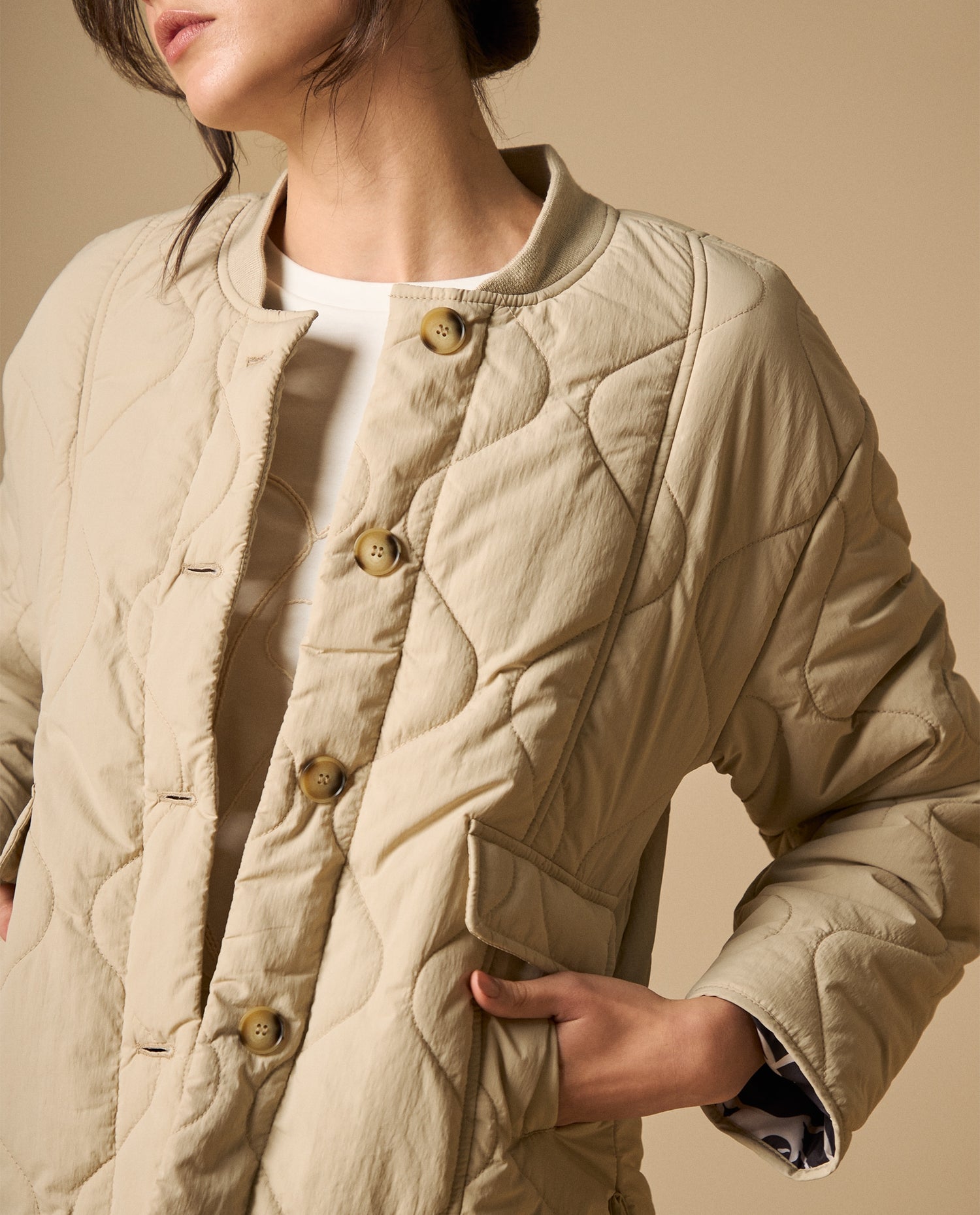 Chaqueta acolchada silueta abullonada - Beige