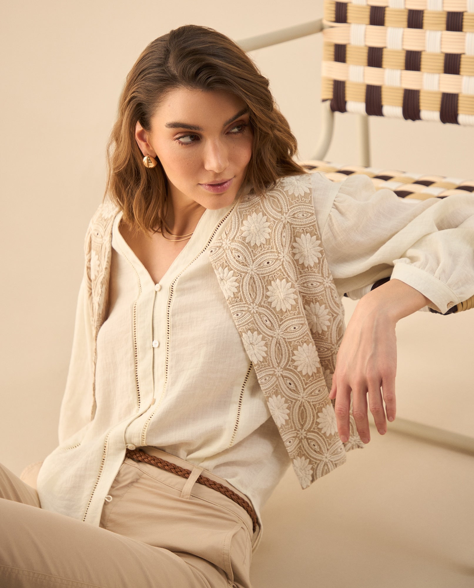 Chaqueta tipo chaleco para mujer - Beige 34_622G006_BEI151307_5