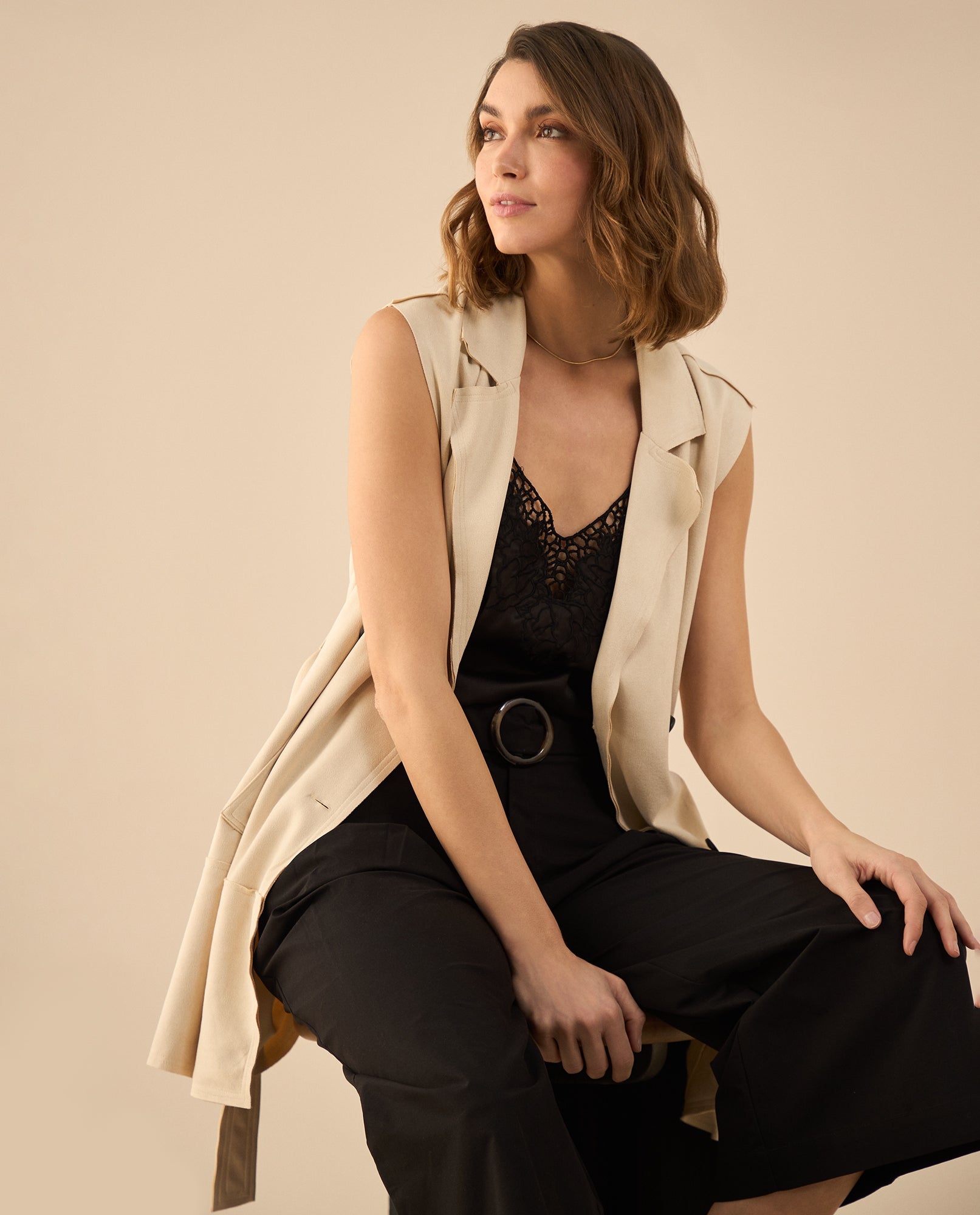 Chaleco tipo gamuza para mujer - Beige 34_622G200_BEI151216_0