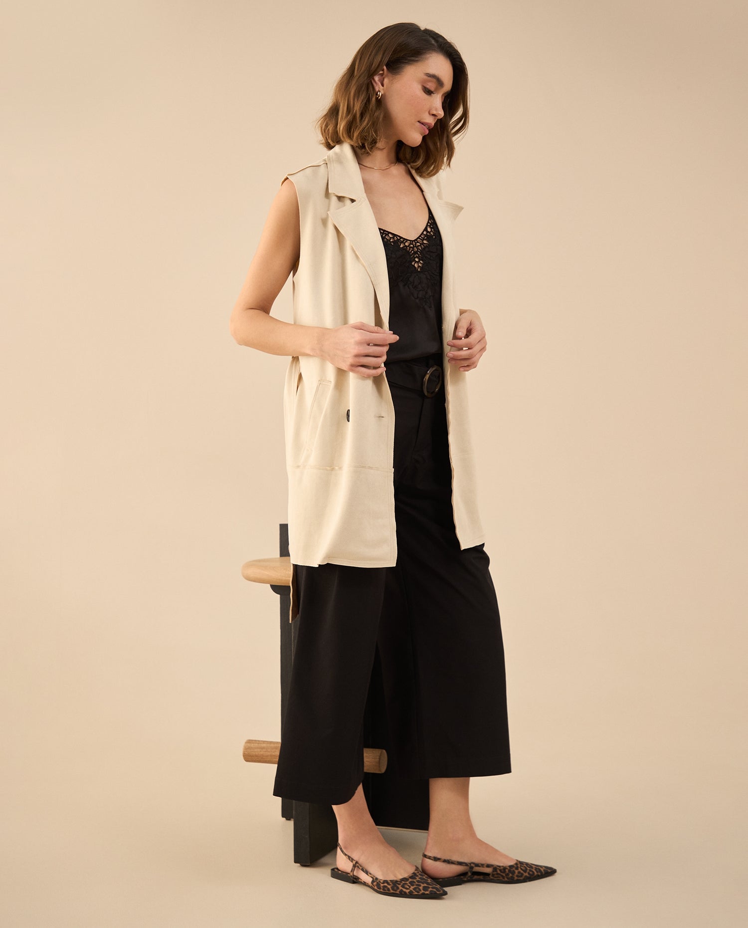 Chaleco tipo gamuza para mujer - Beige