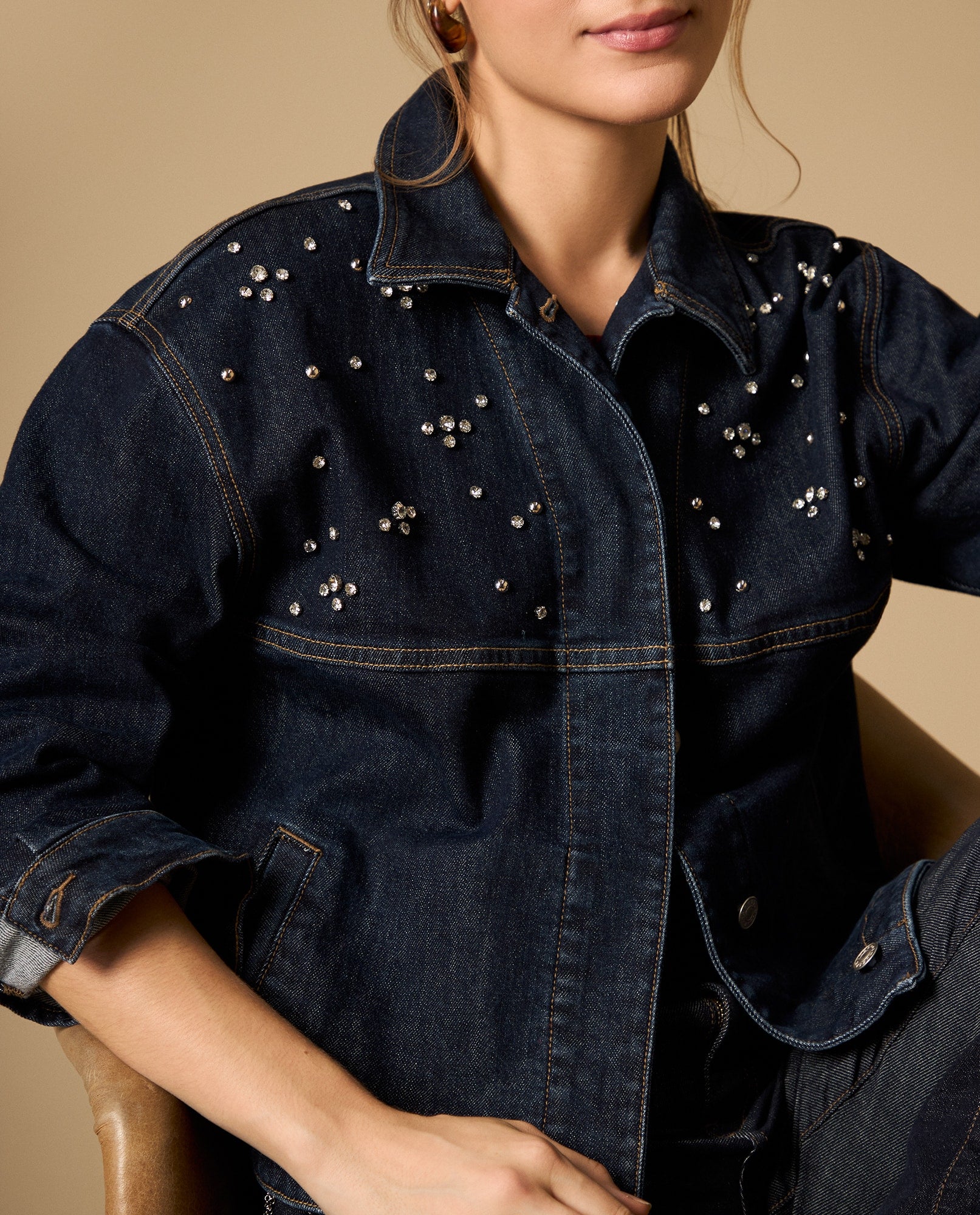 Chaqueta de denim con aplicaciones de cristales - Azul 34_622H004_AZU193933_0