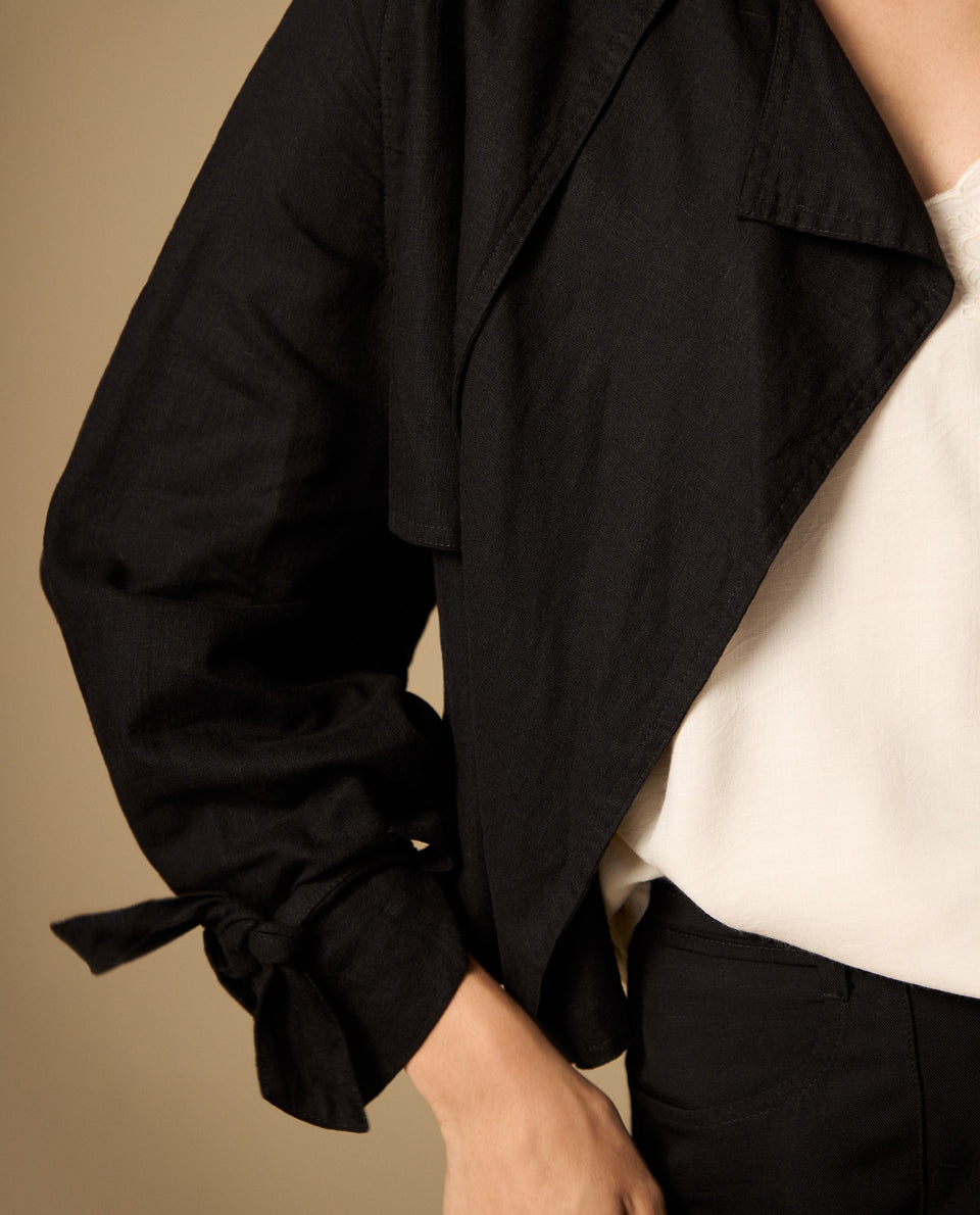 Chaqueta ligera con lazos decorativos en mangas - Negro 34_622H005_NEG190303_3
