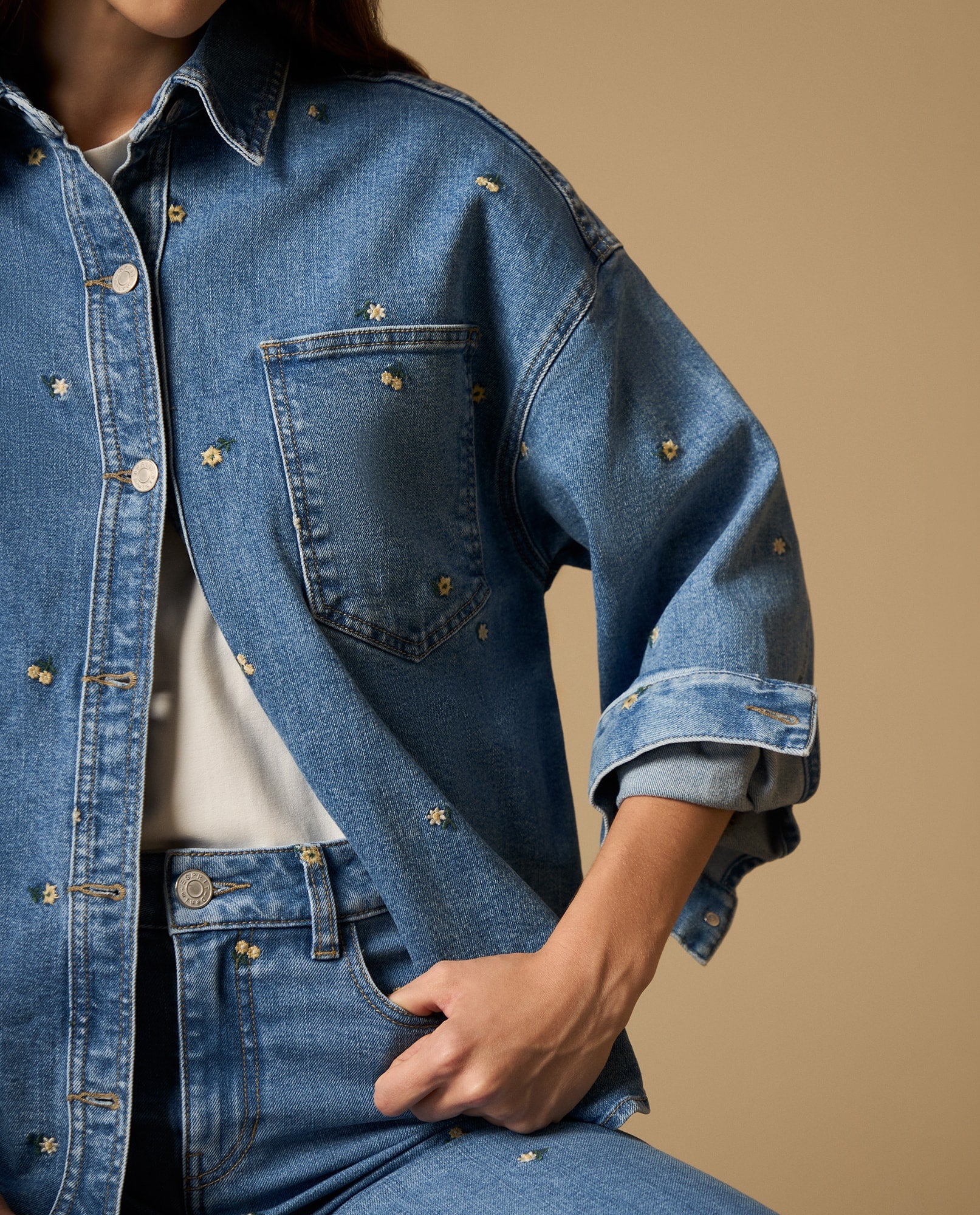 Chaqueta denim con bordado floral - Azul 34_622H011_AZU134110_3