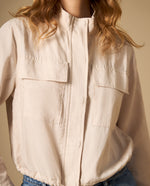 Chaqueta bomber ligera con bolsillos frontales - Crudo