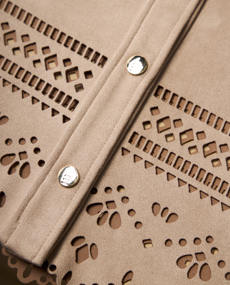 Chaqueta corta con textura tipo gamuza y detalle en bordes - Beige 34_622H204_BEI181108_6
