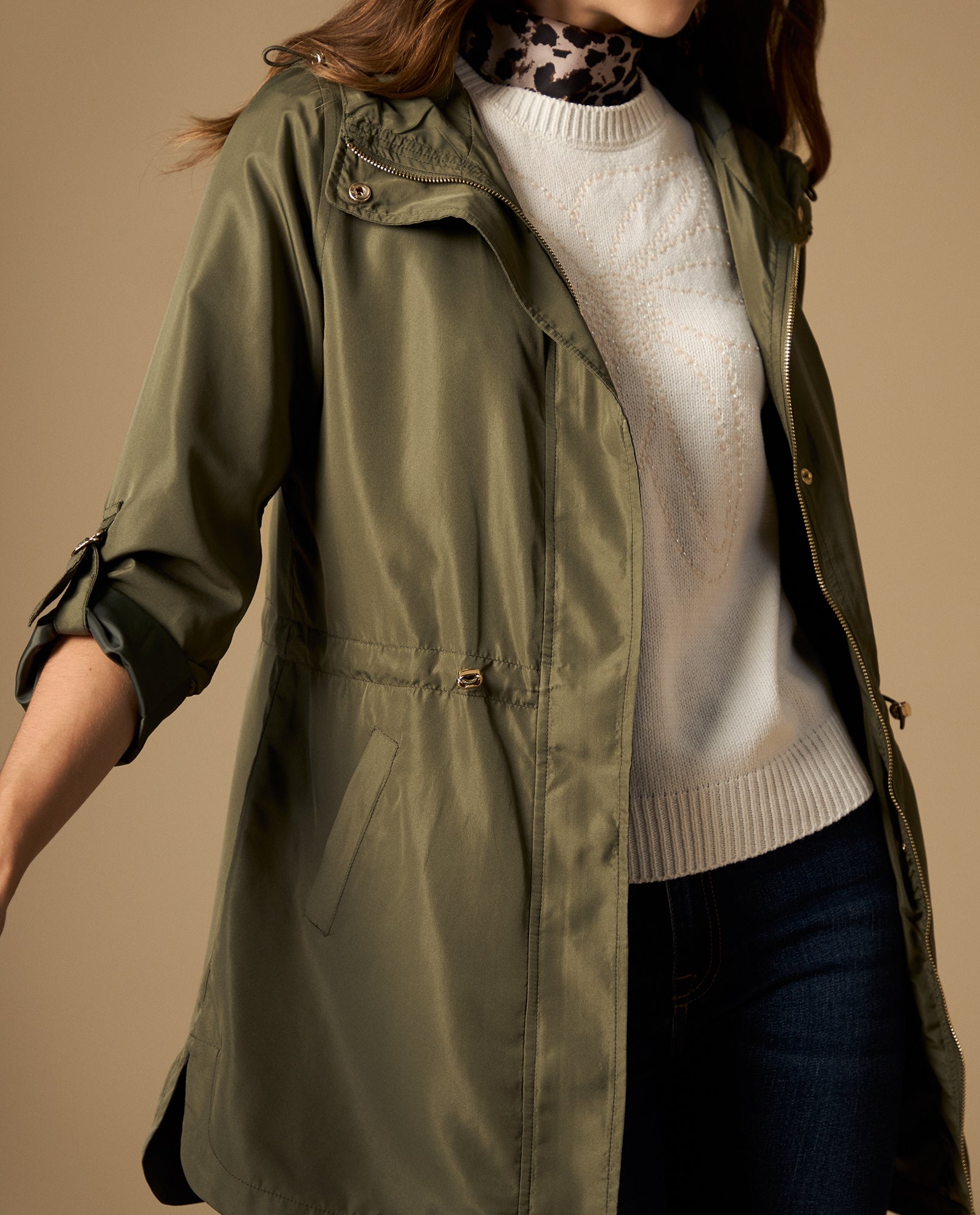 Chaqueta con ajuste en cintura y largo medio - Verde 34_622H212_VER170230_6