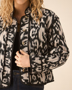 Chaqueta acolchada con perilla de botones para mujer  - Negro