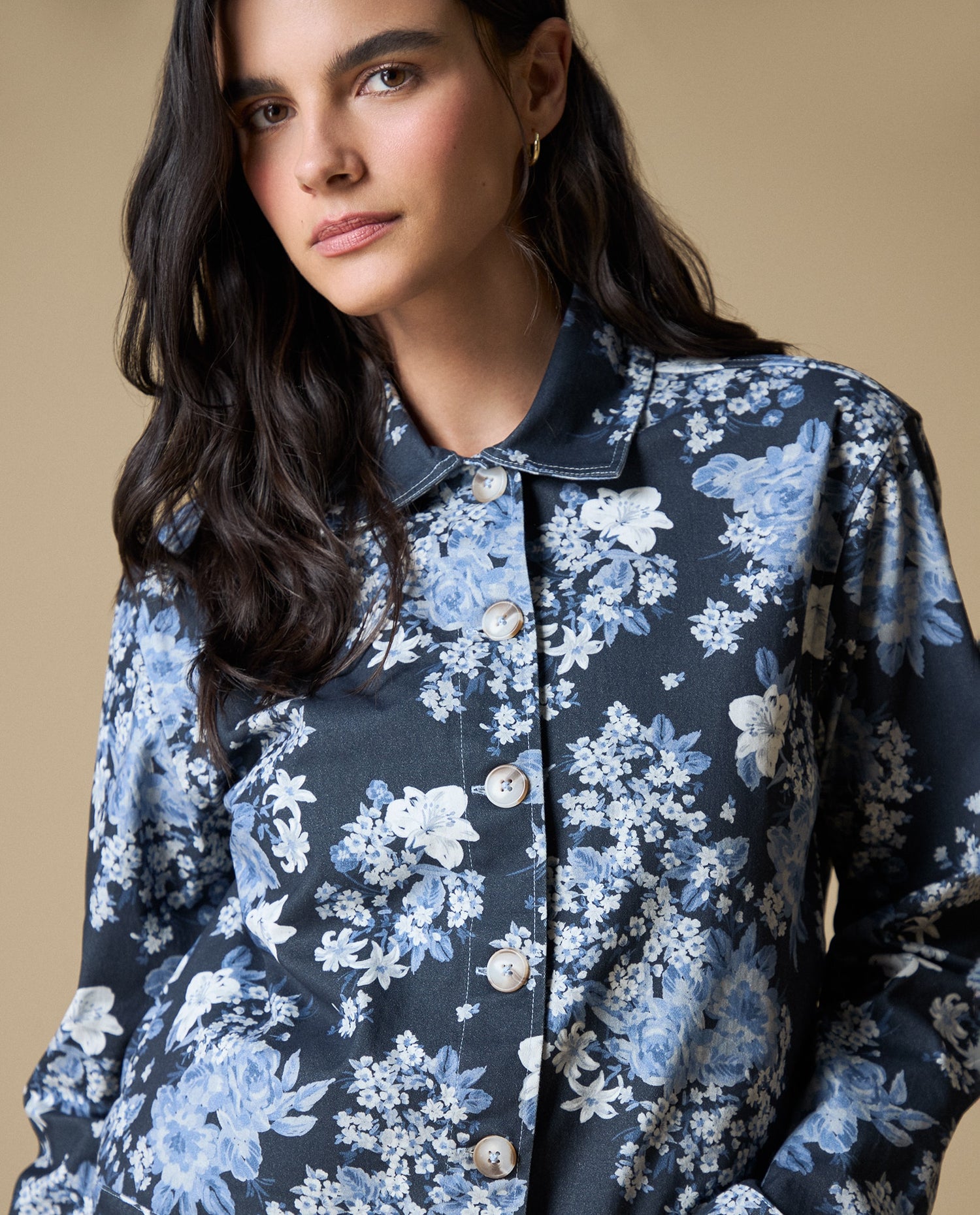Chaqueta floral azul y blanca - Azul