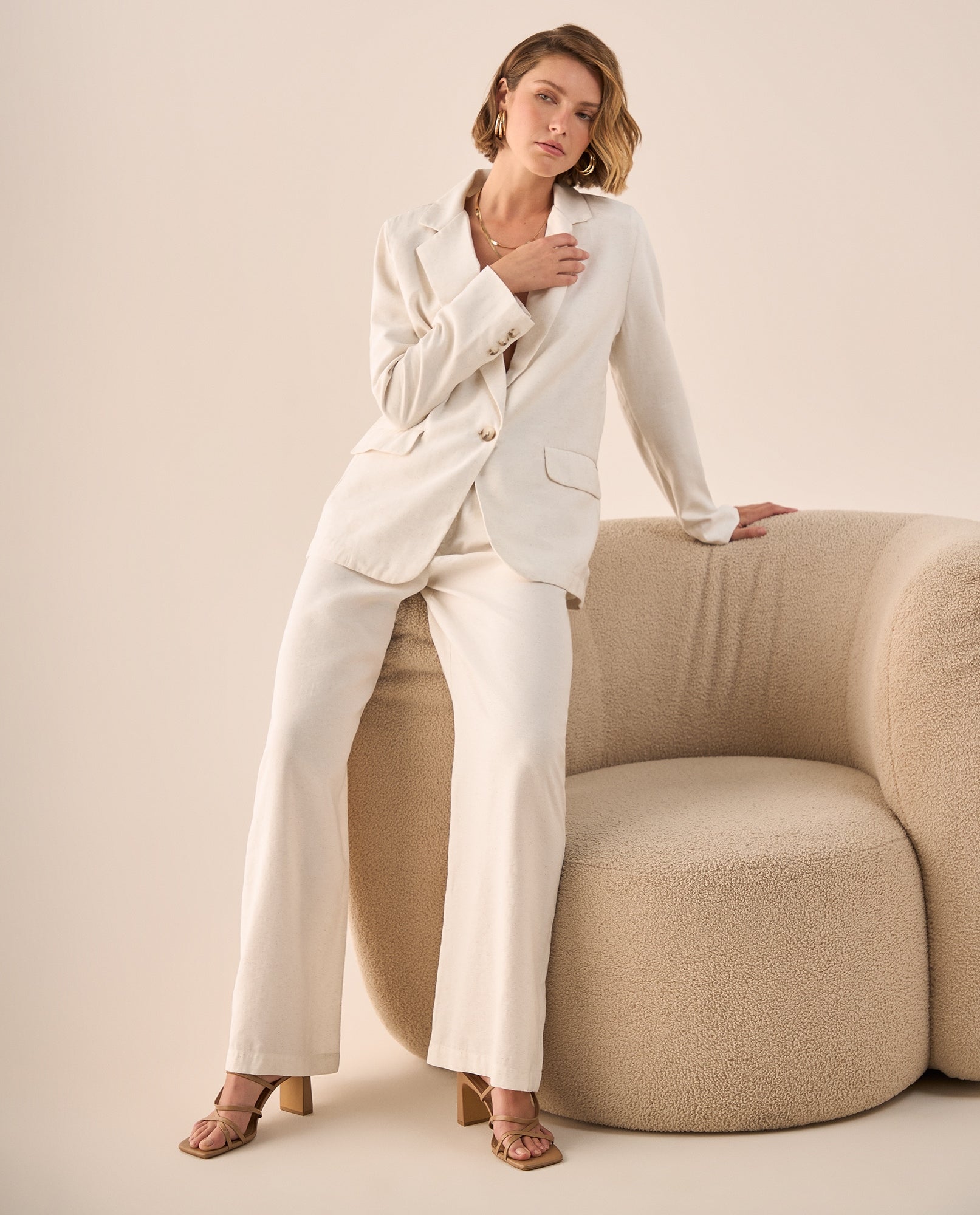 Blazer Blanco Oversized con Botones Dorados - Blanco 34_629G003_BLA110601_5