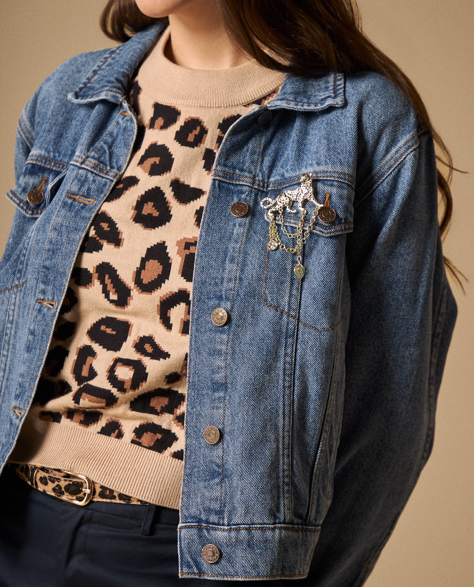 Chaqueta Denim Azul con Broche Dorado - Azul 34_629G028_AZU174027_4