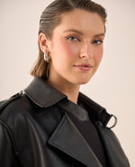 Trench Corto Negro con Cinturón Ajustable - Negro