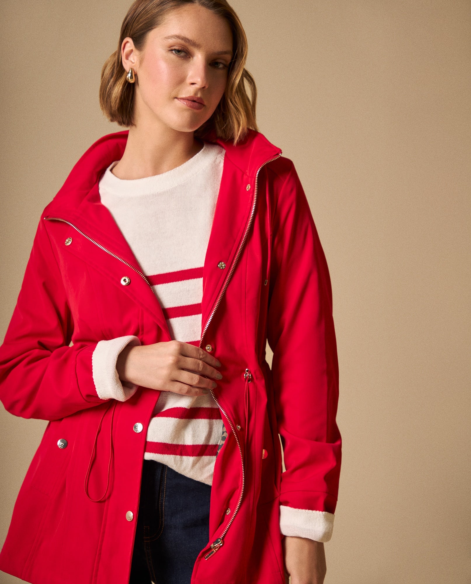 Chaqueta con Capucha y Forro Animal Print - Rojo 34_629G227_ROJ171654_3