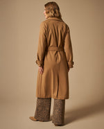 Gabardina Beige Cruzada con Cinturón - Beige