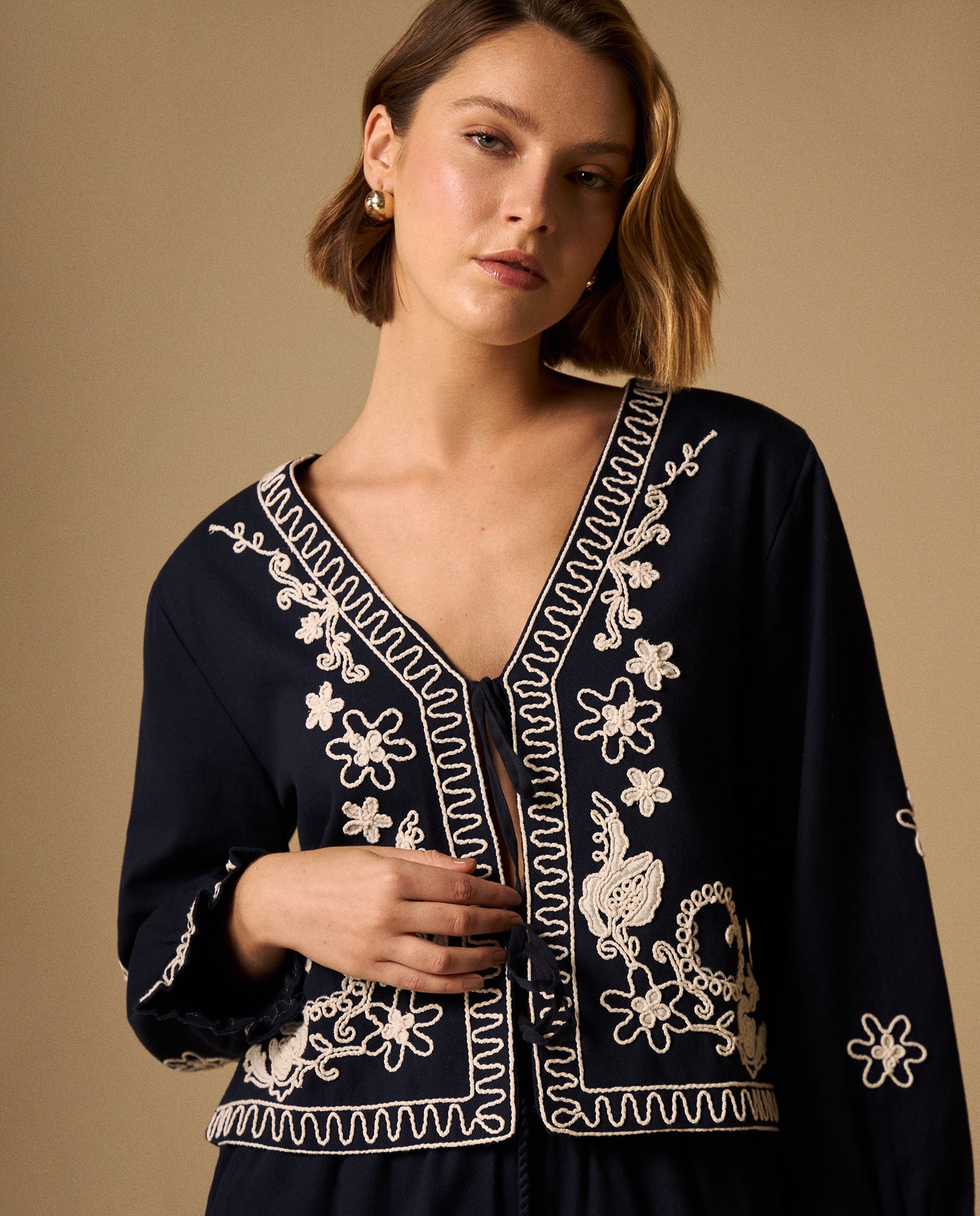 Chaqueta Azul con Bordados Artesanales - Azul 34_629G233_AZU184028_0