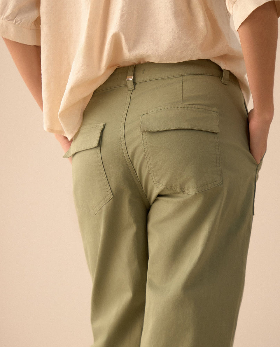 Pantalón con bolsillos de tapa para mujer - Verde 34_631G016_VER170115_6