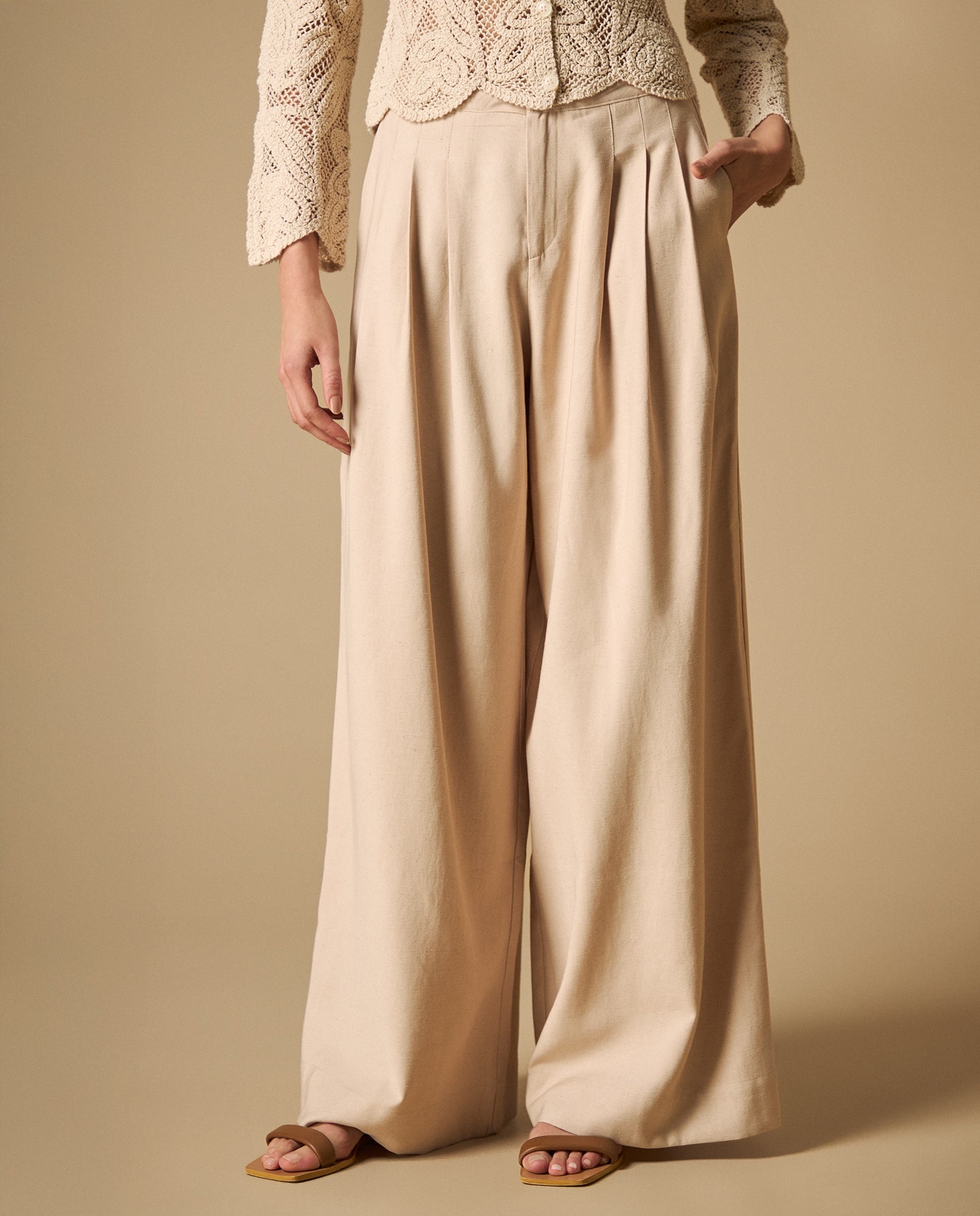 Pantalón con prenses largo tobillero - Beige 34_631H010_BEI151306_3