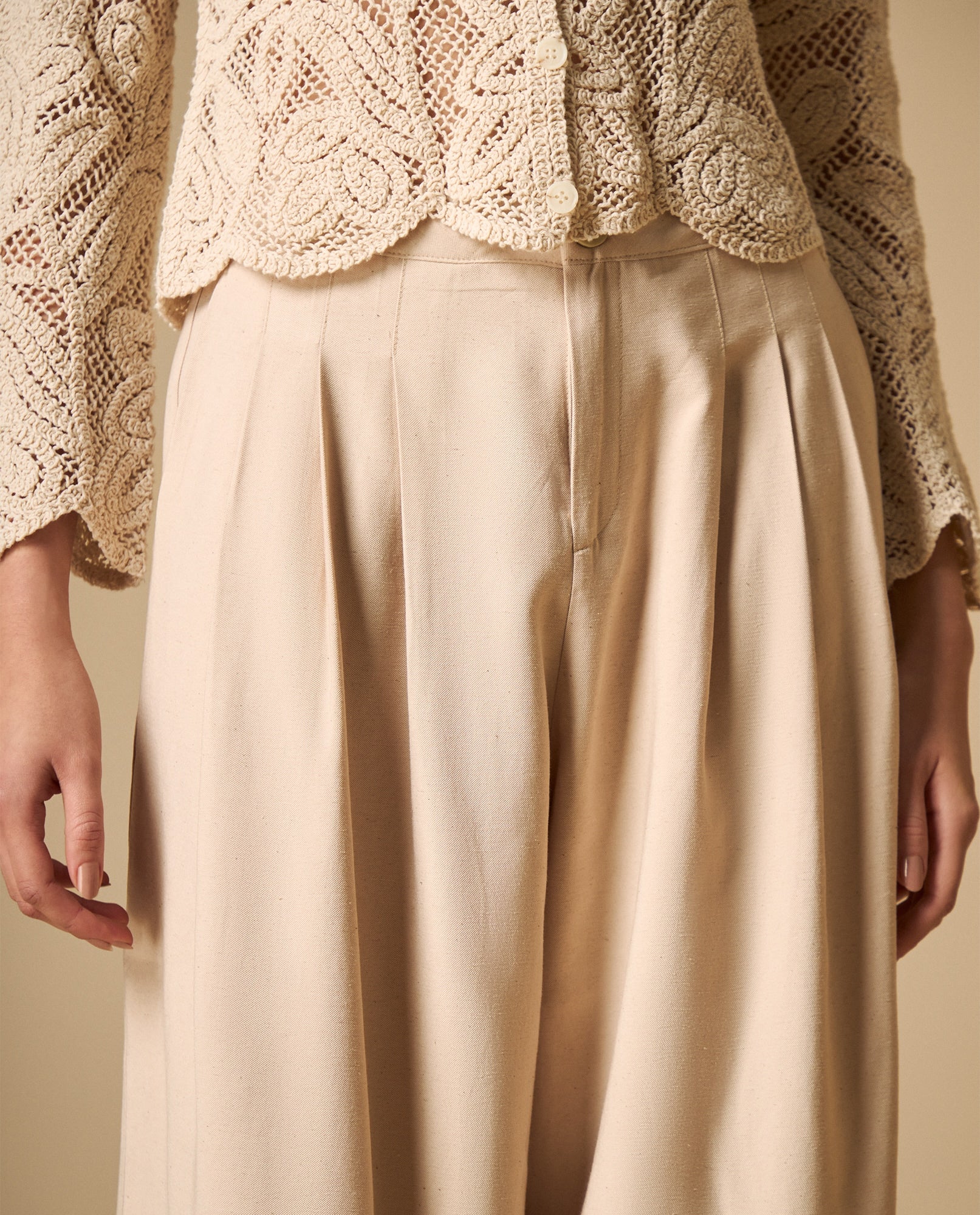Pantalón con prenses largo tobillero - Beige 34_631H010_BEI151306_4