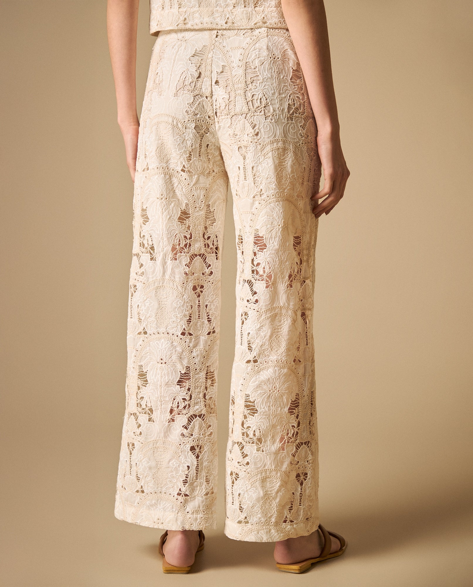 Pantalón largo de tejido con textura silueta relajada - Beige 34_631H014_BEI151307_5