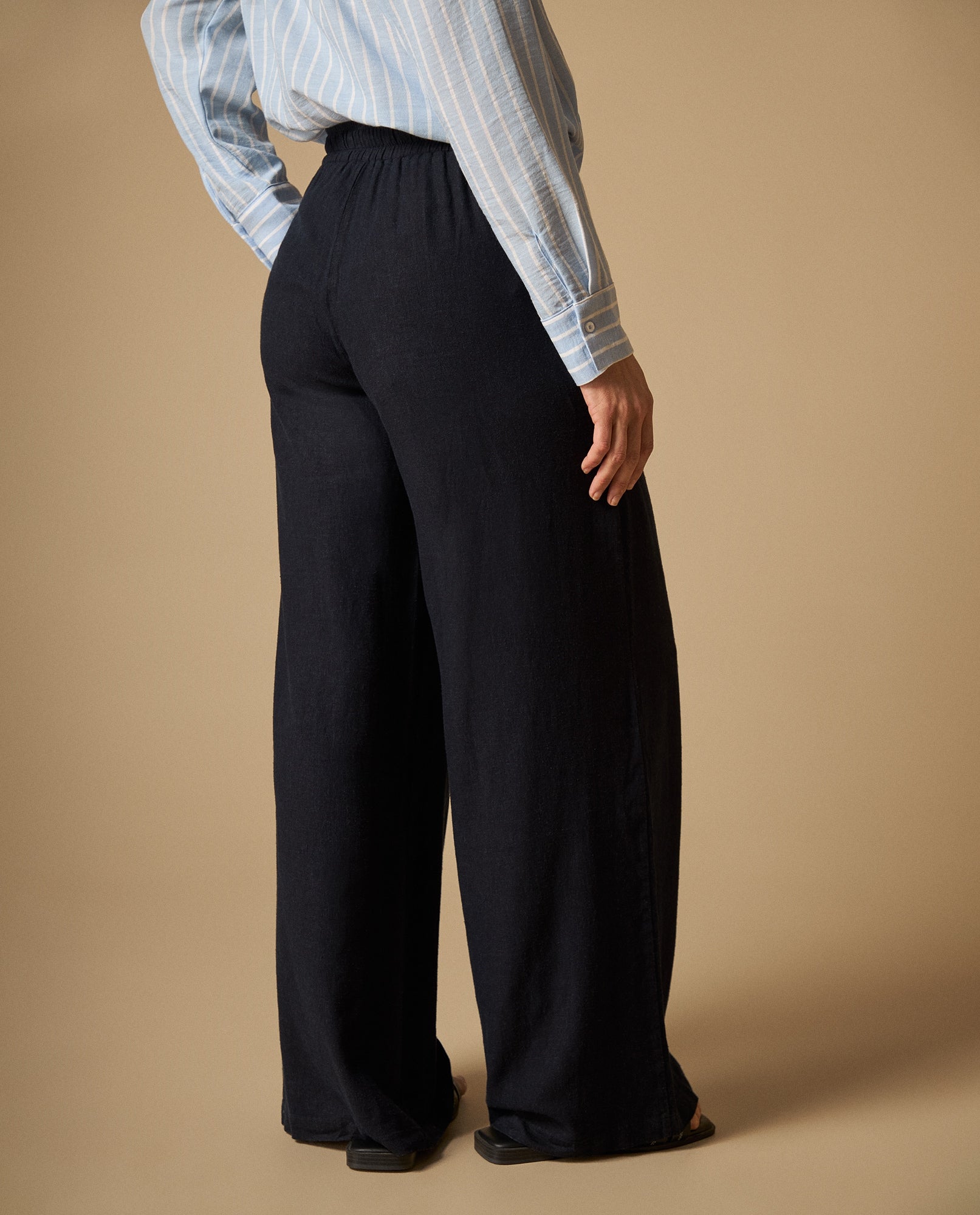 Pantalón largo con cordón ajustable fit relajado - Azul 34_631H021_AZU193933_5